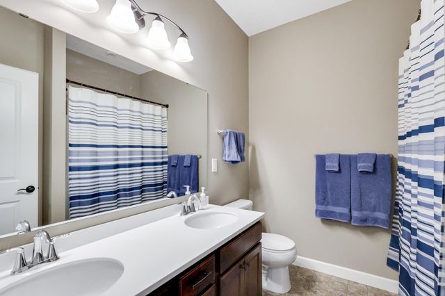 7129 Archer Trail, Inver Grove Heights, MN 55077