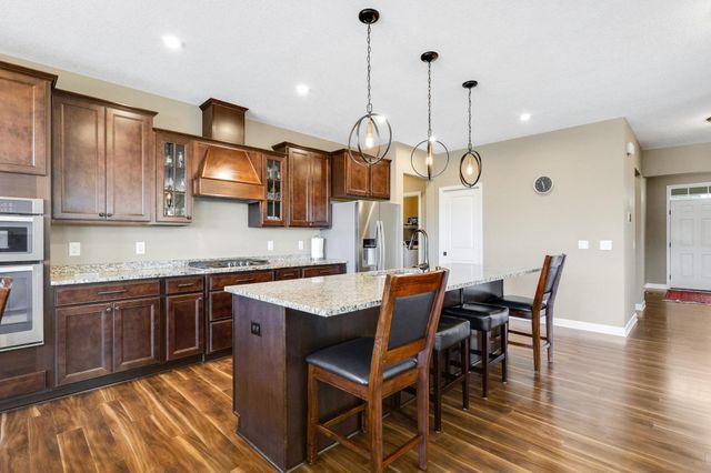 7129 Archer Trail, Inver Grove Heights, MN 55077