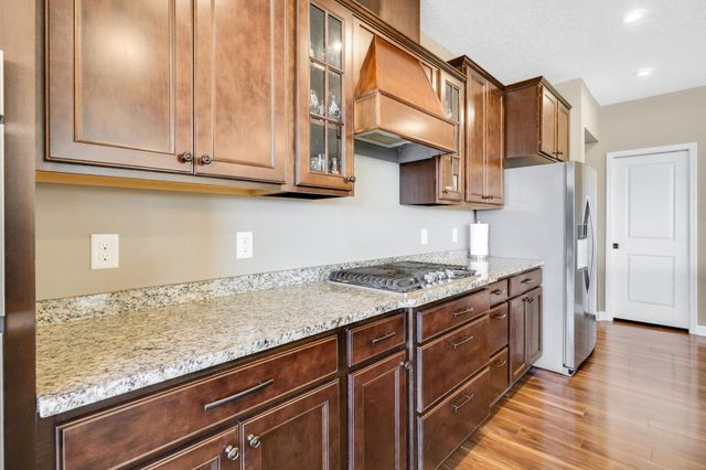 7129 Archer Trail, Inver Grove Heights, MN 55077