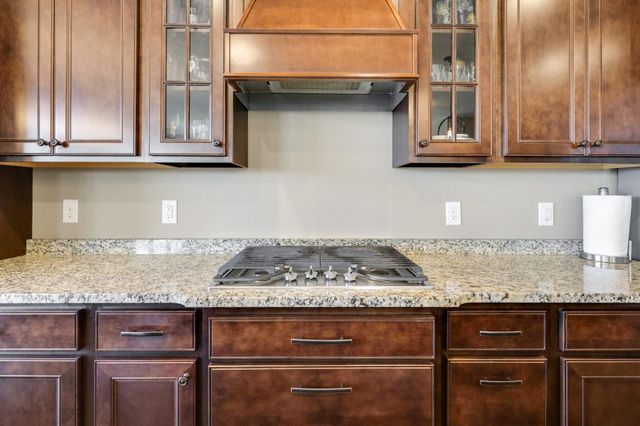 7129 Archer Trail, Inver Grove Heights, MN 55077