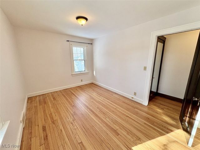 910 S Broadway, Geneva, OH 44041