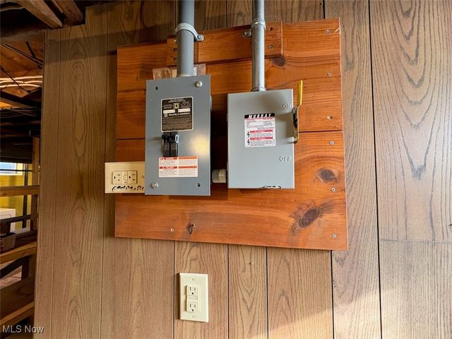 910 S Broadway, Geneva, OH 44041