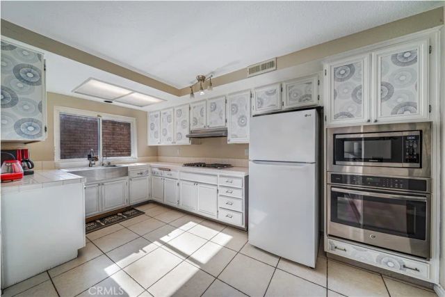 530 Conestoga Road, San Dimas, CA 91773