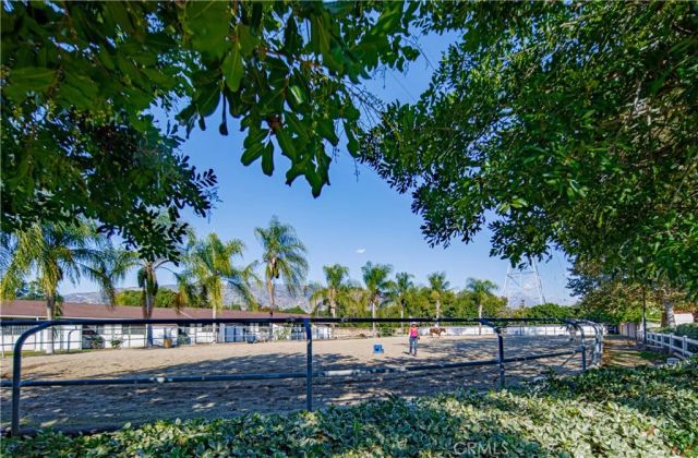 530 Conestoga Road, San Dimas, CA 91773