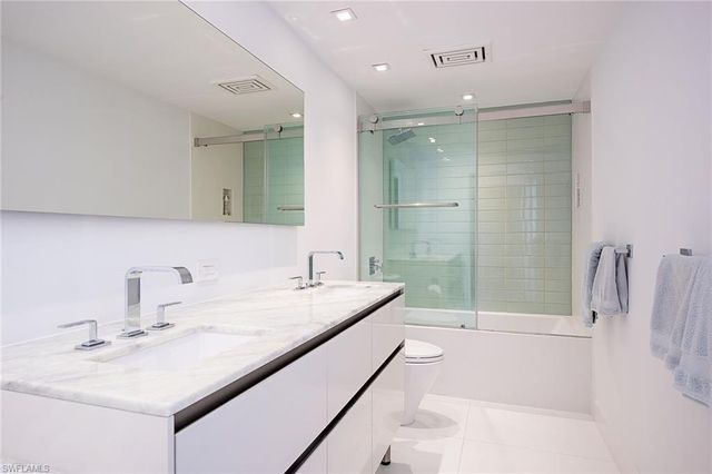 8473 Bay Colony DR 1602, Naples, FL 34108