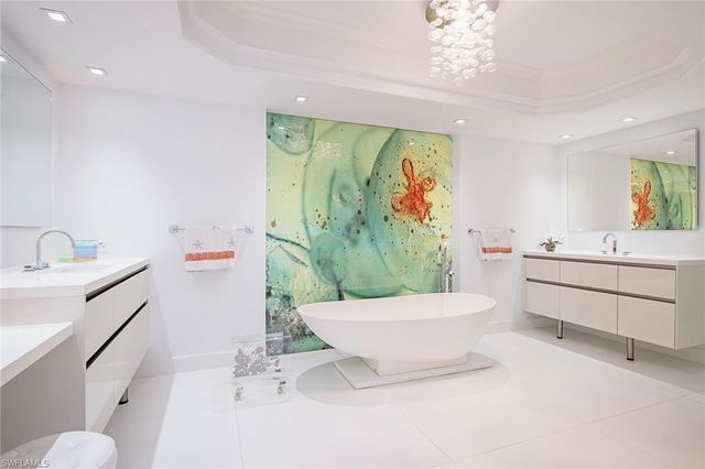 8473 Bay Colony DR 1602, Naples, FL 34108