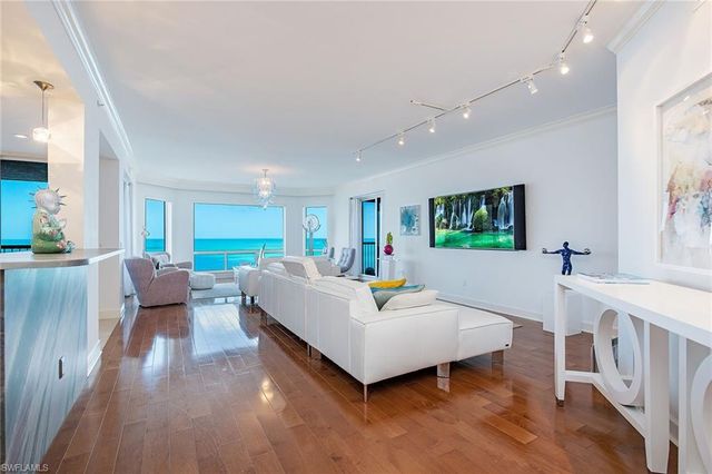 8473 Bay Colony DR 1602, Naples, FL 34108