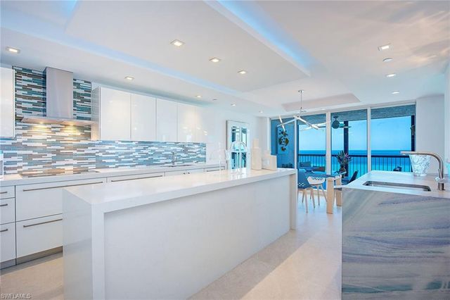 8473 Bay Colony DR 1602, Naples, FL 34108