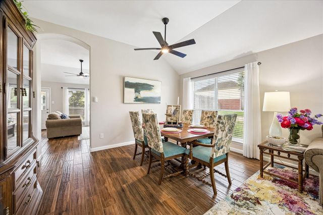 202 Meadowhill Lane, League City, TX 77539