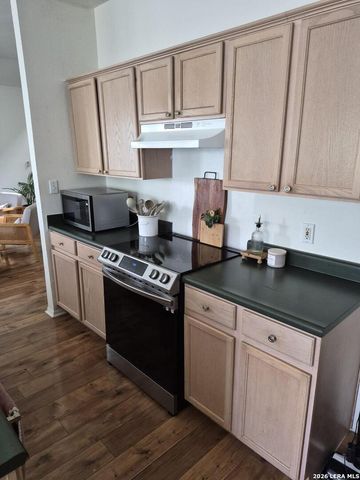 22002 GOLDCREST RUN, San Antonio, TX 78260