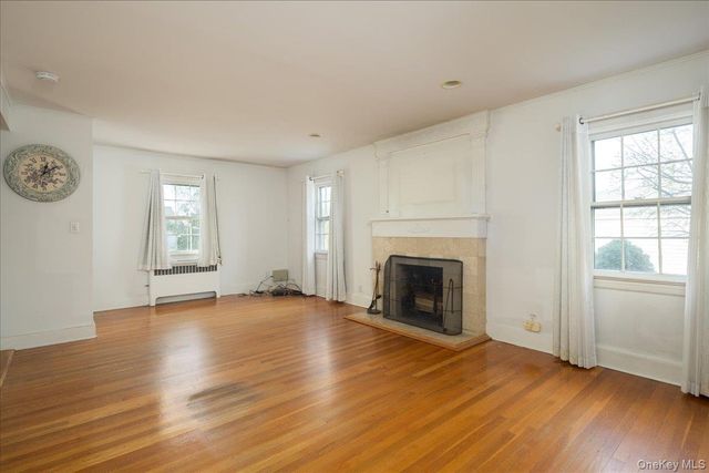 3937 John Lane, Seaford, NY 11783