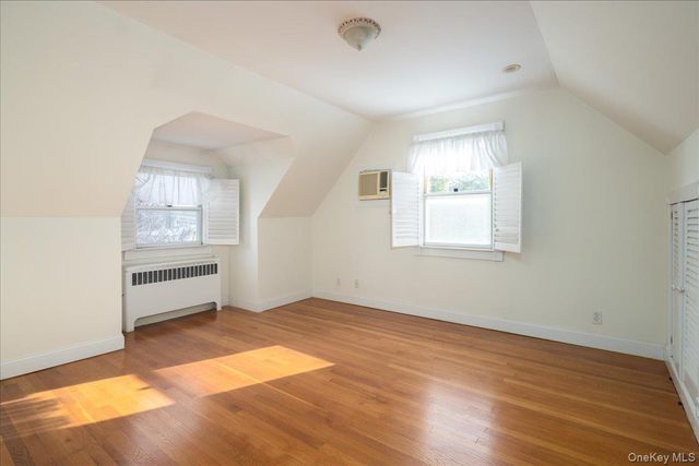 3937 John Lane, Seaford, NY 11783