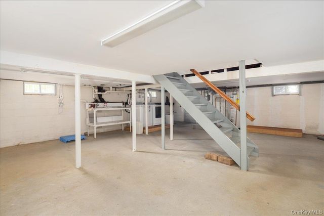 3937 John Lane, Seaford, NY 11783