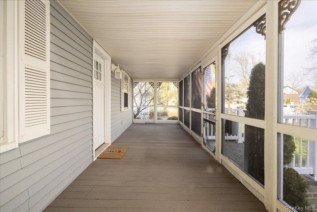 3937 John Lane, Seaford, NY 11783