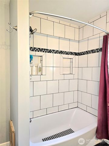 906 N Rice Street, Aberdeen, WA 98520