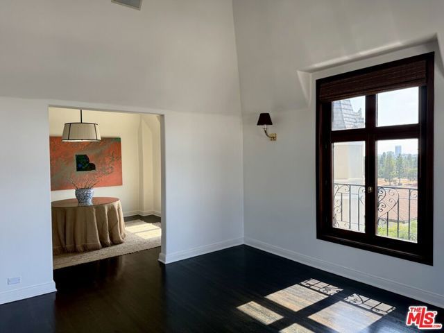 316 N Rossmore Avenue PH 607, Los Angeles, CA 90004