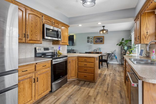 217 TIMBER Drive, Council Bluffs, IA 51503