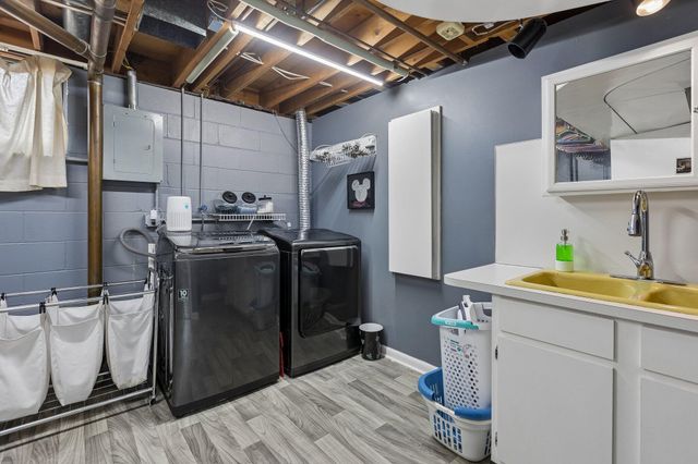 217 TIMBER Drive, Council Bluffs, IA 51503