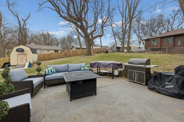 217 TIMBER Drive, Council Bluffs, IA 51503