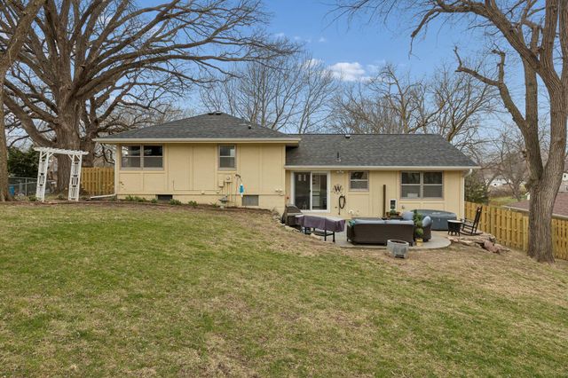 217 TIMBER Drive, Council Bluffs, IA 51503