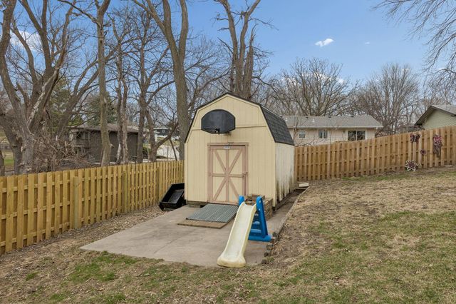 217 TIMBER Drive, Council Bluffs, IA 51503