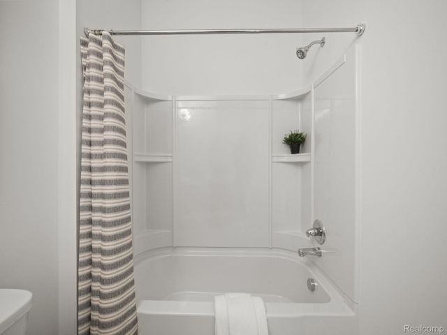 20827 BURN Drive, Macomb Township, MI 48044