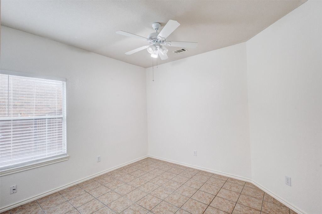 7048 Summit Parc Drive, Dallas, TX 75249 — photo 3