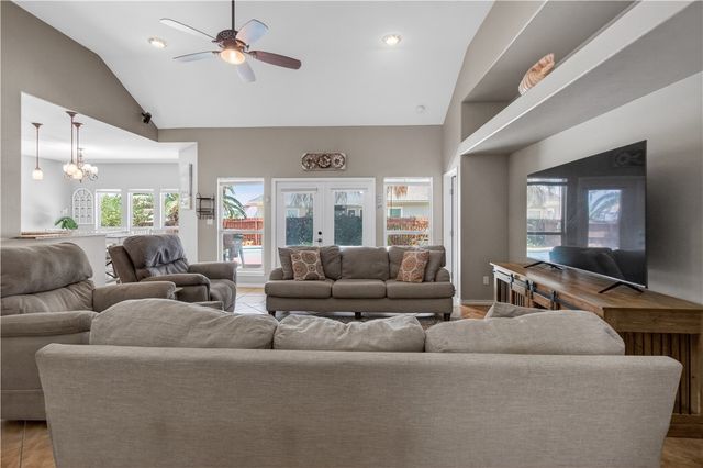 15857 Cuttysark St, Corpus Christi, TX 78418