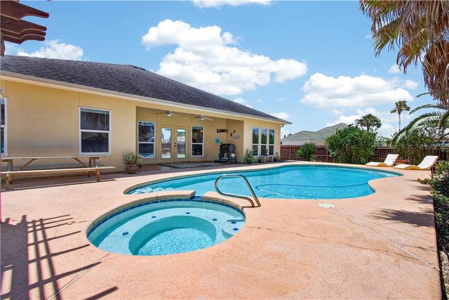 15857 Cuttysark St, Corpus Christi, TX 78418