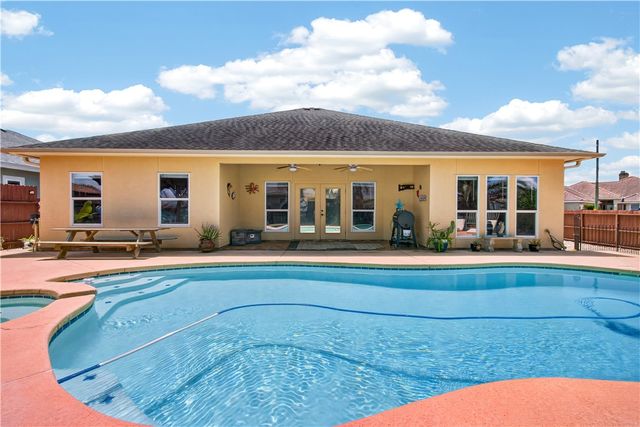 15857 Cuttysark St, Corpus Christi, TX 78418