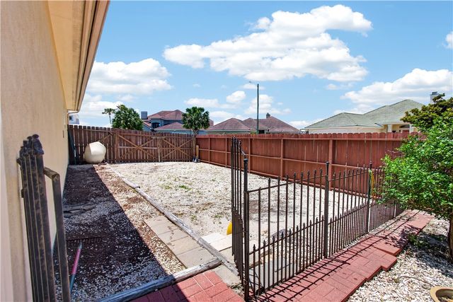 15857 Cuttysark St, Corpus Christi, TX 78418
