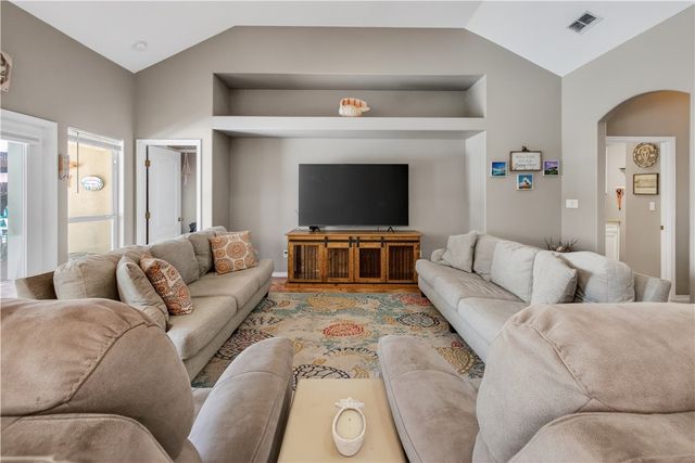 15857 Cuttysark St, Corpus Christi, TX 78418