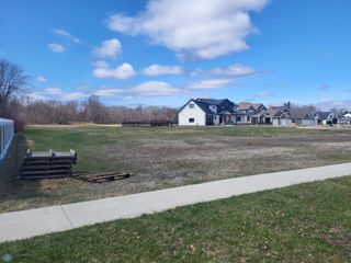 6750 55th Avenue S, Fargo, ND 58104