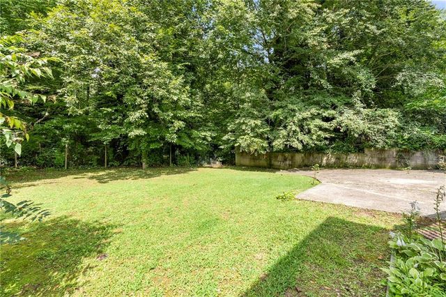 76 Leathers Circle NW, Atlanta, GA 30314