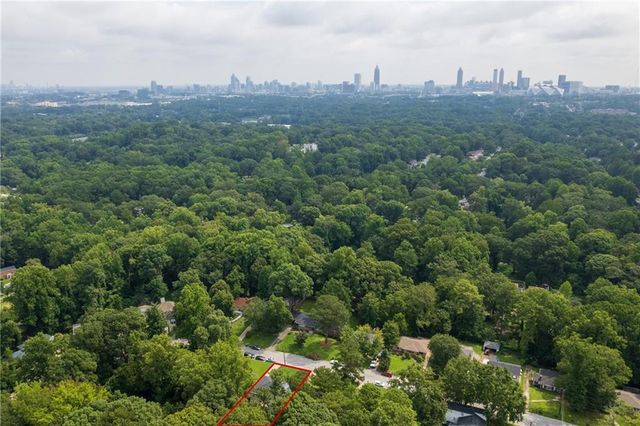 76 Leathers Circle NW, Atlanta, GA 30314