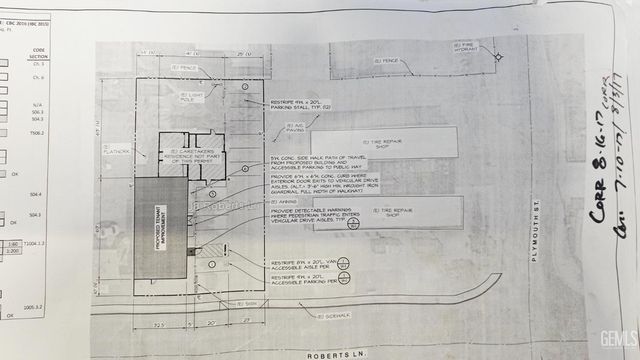 306 Roberts Lane, Bakersfield, CA 93308