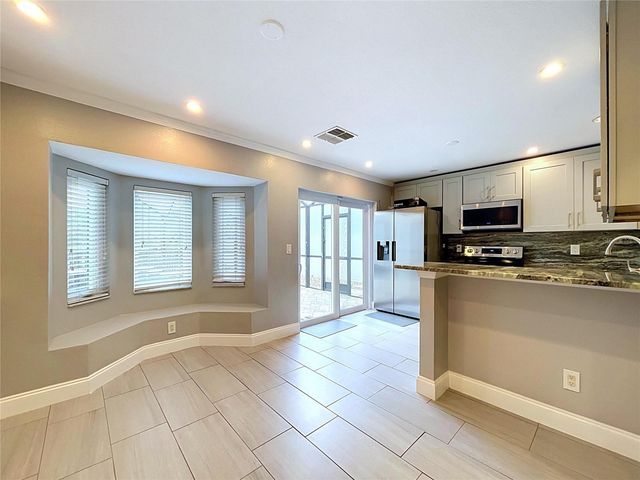 5003 PRAIRIE VIEW WAY, Wesley Chapel, FL 33545