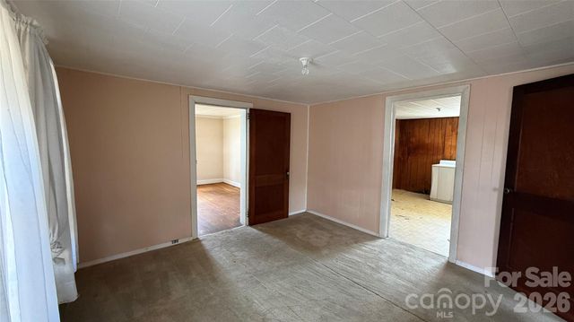 1717 Shelby Road, Kings Mountain, NC 28086