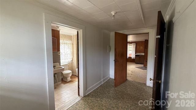 1717 Shelby Road, Kings Mountain, NC 28086