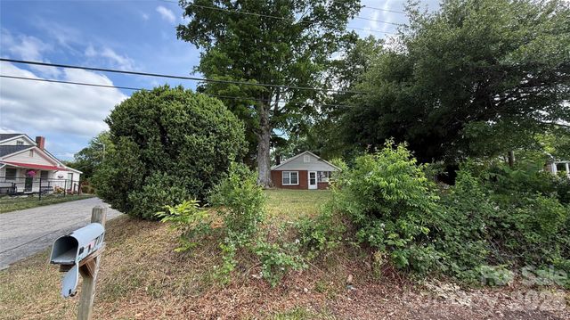 1717 Shelby Road, Kings Mountain, NC 28086