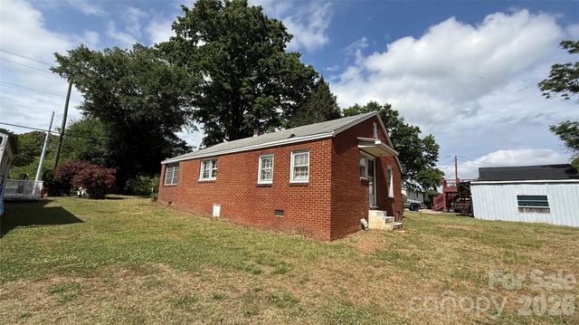 1717 Shelby Road, Kings Mountain, NC 28086