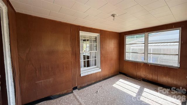 1717 Shelby Road, Kings Mountain, NC 28086