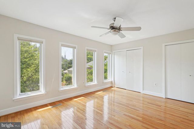 4375 EMBASSY PARK DR NW, Washington, DC 20016
