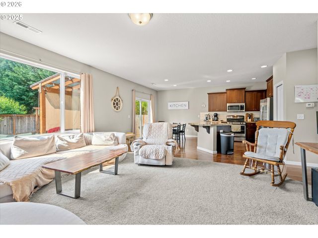 12318 Ne 109TH Way, Vancouver, WA 98682