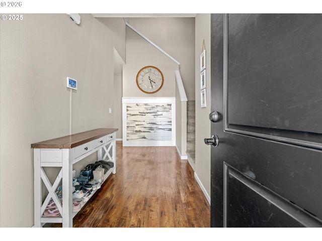 12318 Ne 109TH Way, Vancouver, WA 98682