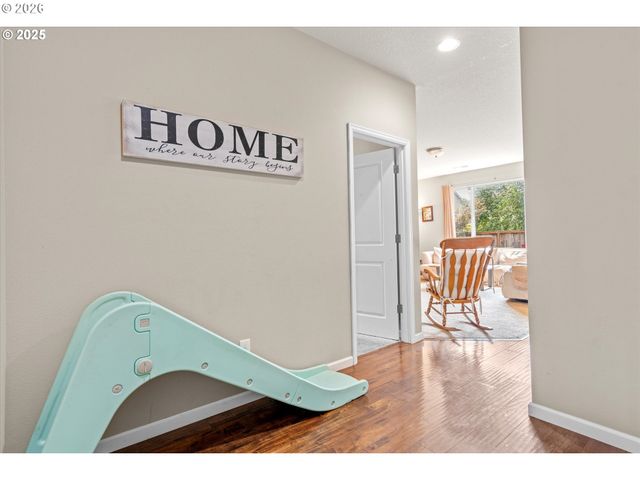 12318 Ne 109TH Way, Vancouver, WA 98682