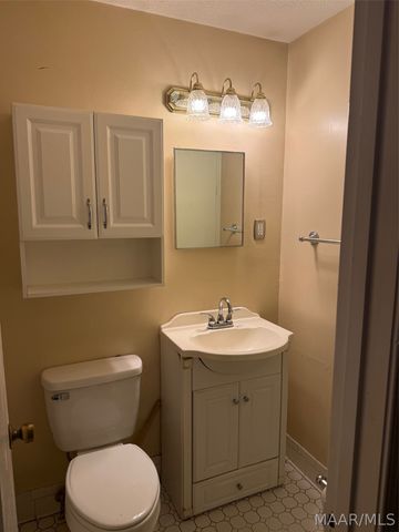 220 RADBURN Way, Prattville, AL 36066