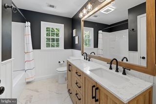 535 BEAUMONT CIR, West Chester, PA 19380