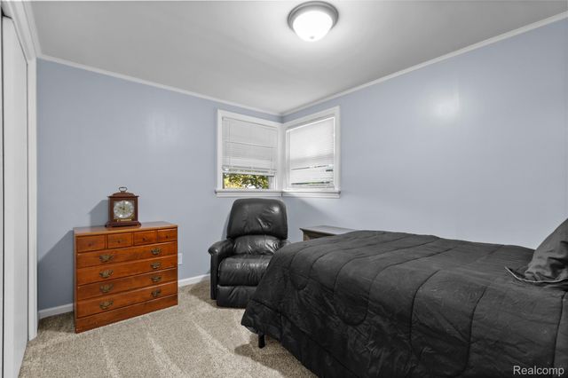 4023 Dallas Street, Burton, MI 48519