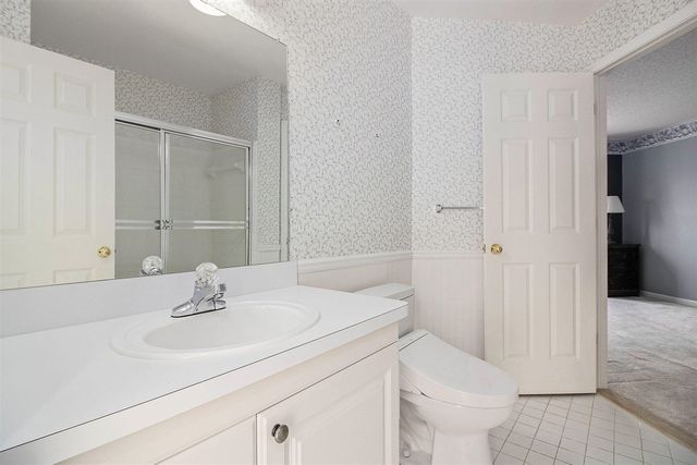 29470 Cove Creek Lane, Farmington Hills, MI 48334